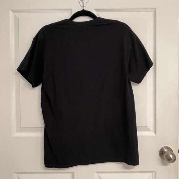 2/$10  Disney Life Happy Wife - Men's Gildan Size Medium - Picture 4 of 5
